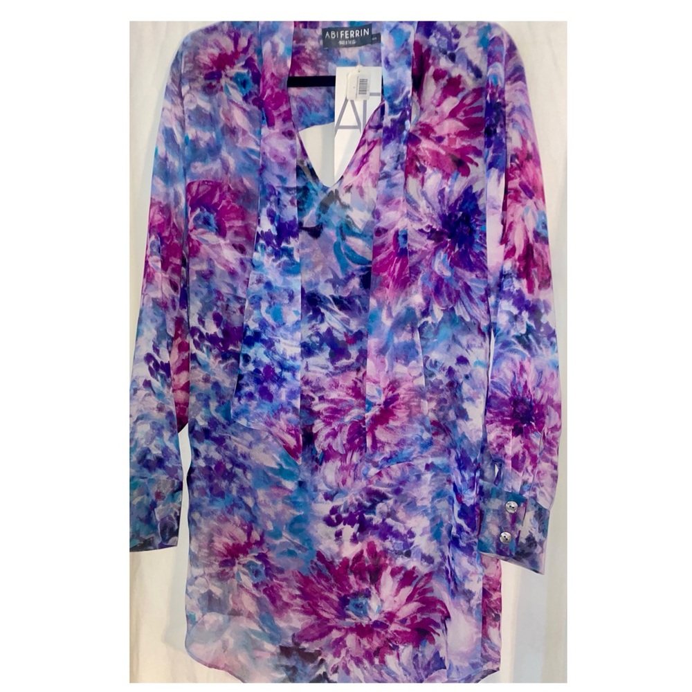 Silk Floral Print Dress Shirt With Ties & Cutout In The Back By Abi Ferrin New - Picture 2 of 16